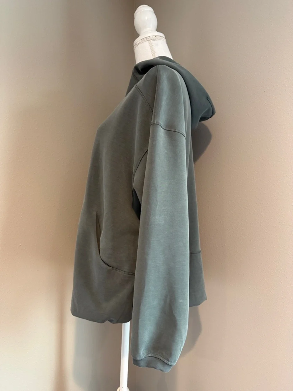Lululemon | Softstreme Full-Zip Hoodie Long | Palm Deco | Large | LW3JI0S.03
